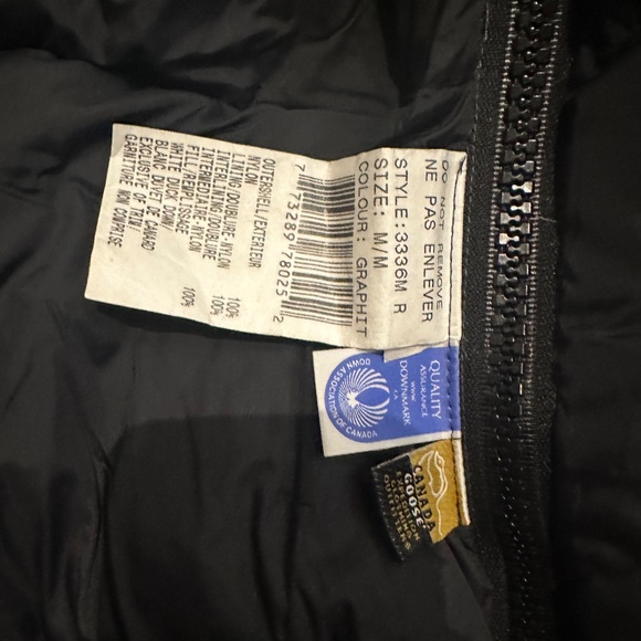 Canada Goose Jacket - Picture 6 of 6